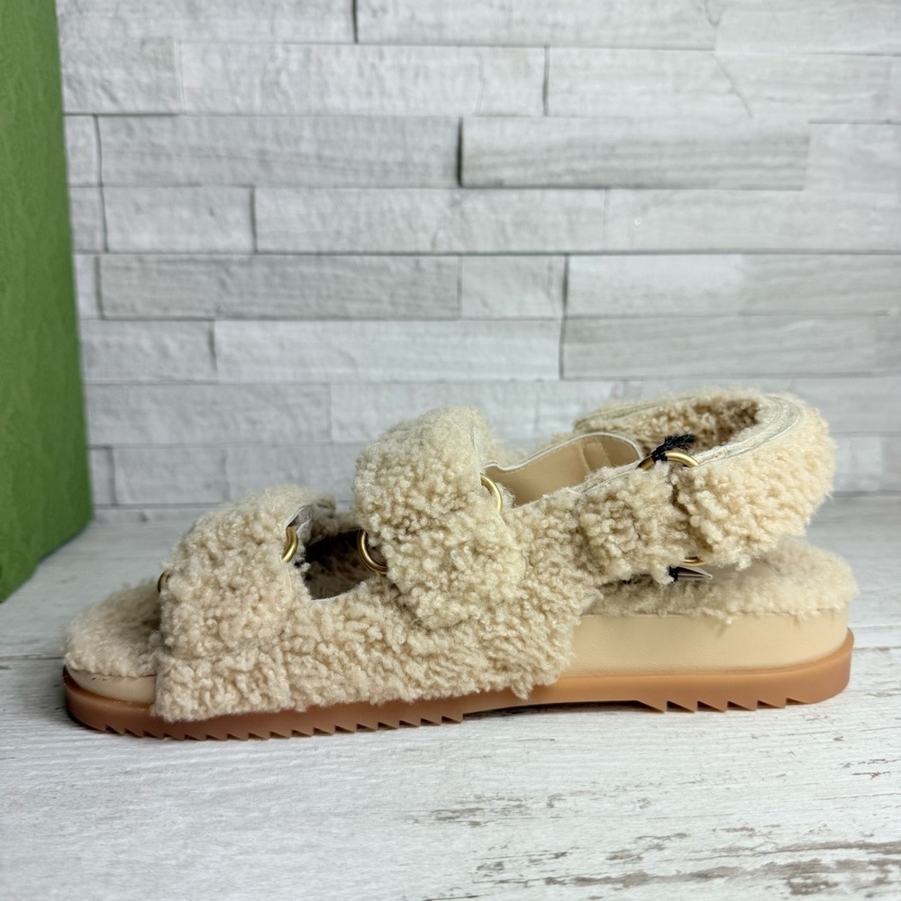 Gucci Women’s 38.5 Merino Wool Shearling GG Marmont Dad Sandals Buterscotch NEW - Picture 11 of 16